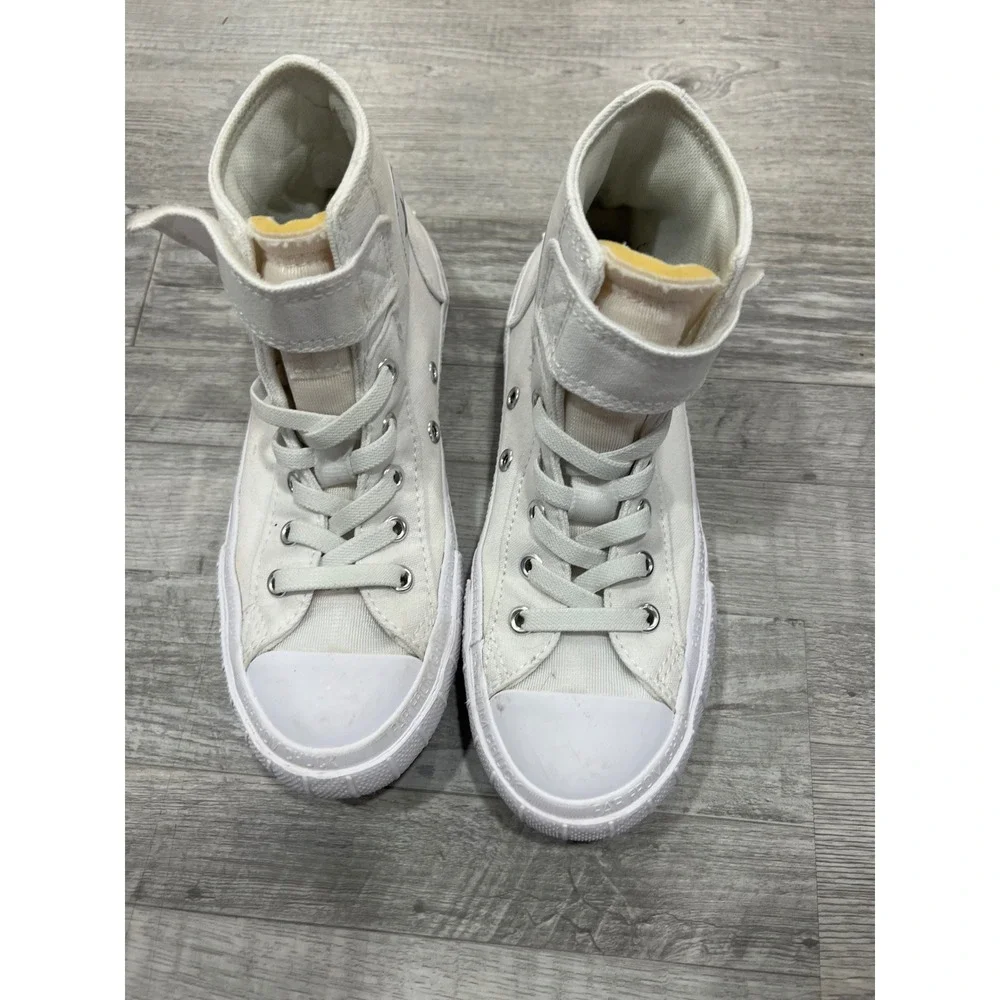 Converse‎ Not A Chuck Hi Top White Orange Youth Sneakers Size 2